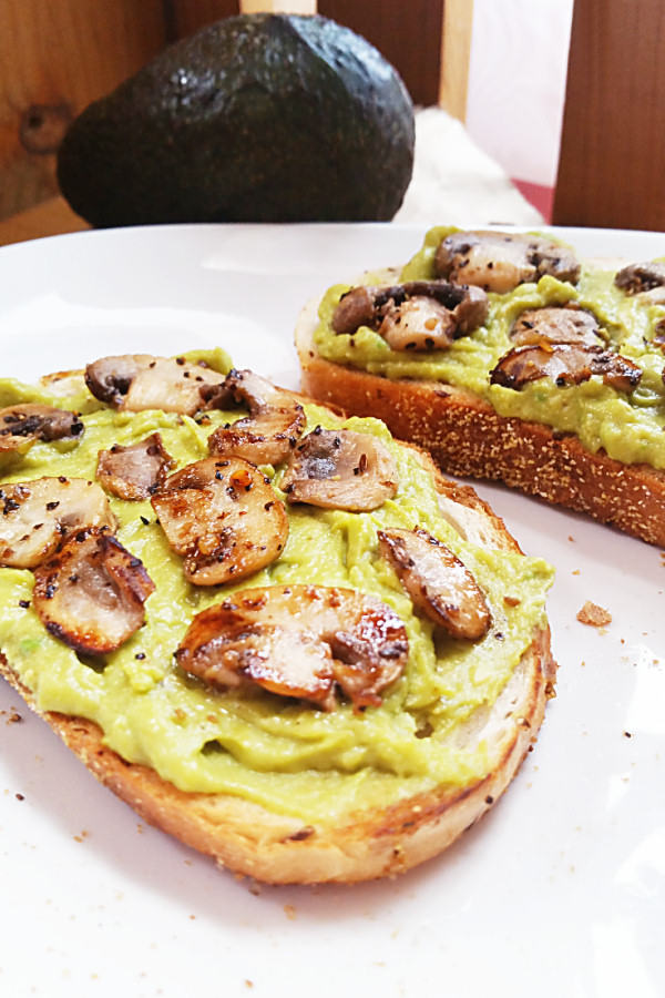 avocado-and-mushroom-toast-1